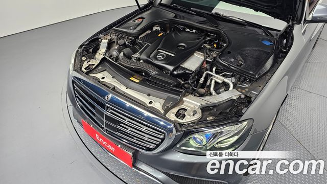 Mercedes-Benz E-Class (W213) E300 4MATIC Exclusive 2019 — фото 6