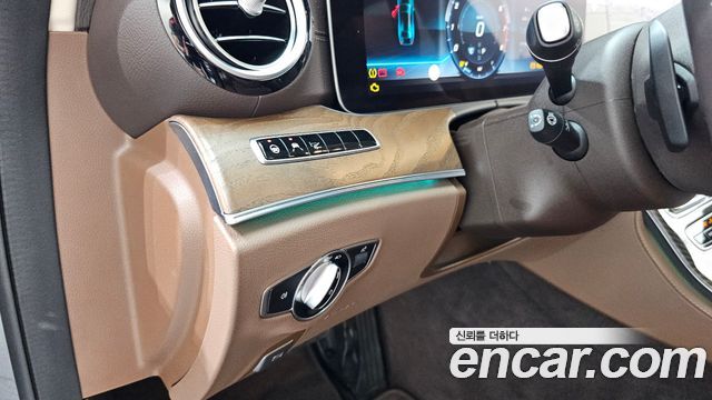 Mercedes-Benz E-Class (W213) E300 4MATIC Exclusive 2019 — фото 16