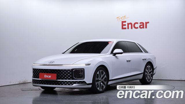 Hyundai Grandeur (GN7) 3.5 LPG 2WD Exclusive 2023 — фото 1