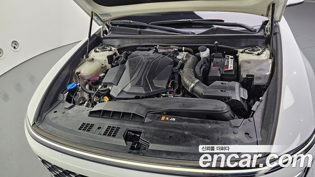 Hyundai Grandeur (GN7) 3.5 LPG 2WD Exclusive 2023 — фото 6