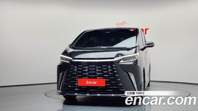 Lexus LM (II) 500h Executive 2025 — фото 3