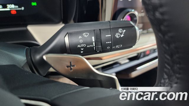 Lexus LM (II) 500h Executive 2025 — фото 30