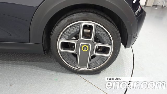 MINI Cooper Electric Resolute Edition 3rd 2023 — фото 27