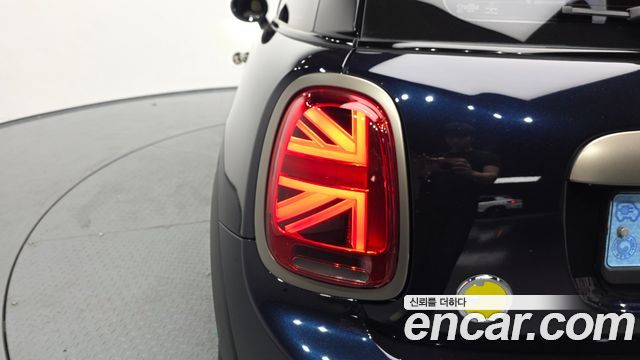 MINI Cooper Electric Resolute Edition 3rd 2023 — фото 29