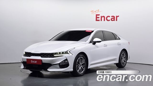 Kia K5 (III) 2.0 Noblesse 2023 — фото 11