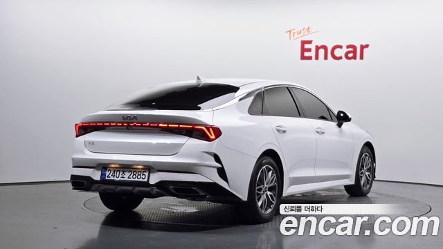 Kia K5 (III) 2.0 Noblesse 2023 — фото 2