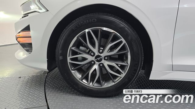 Kia K5 (III) 2.0 Noblesse 2023 — фото 5