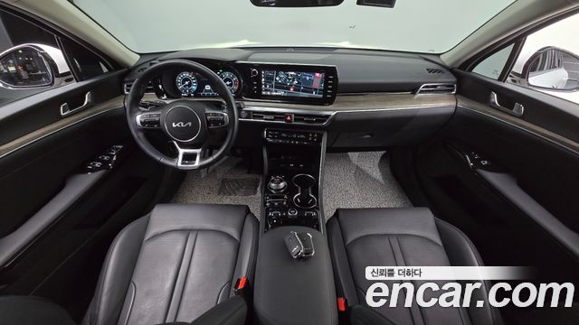 Kia K5 (III) 2.0 Noblesse 2023 — фото 7