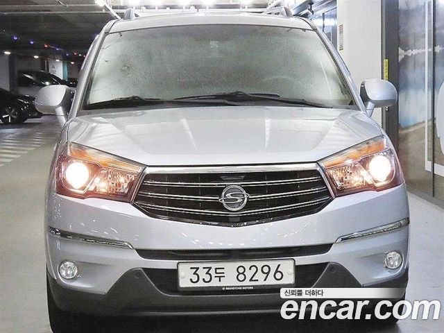 KG Mobility (SsangYong) Korando Turismo 4WD GT 9-seater 2014 — фото 1