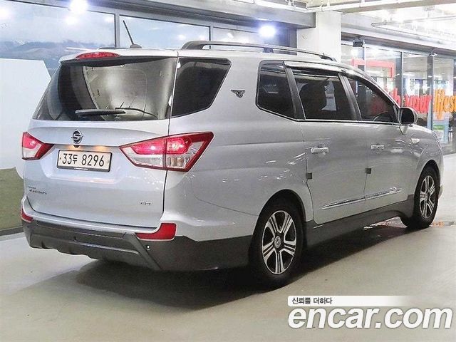 KG Mobility (SsangYong) Korando Turismo 4WD GT 9-seater 2014 — фото 4