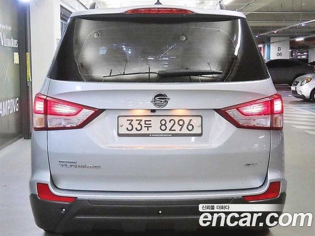 KG Mobility (SsangYong) Korando Turismo 4WD GT 9-seater 2014 — фото 5