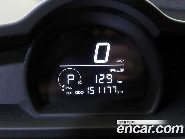 KG Mobility (SsangYong) Korando Turismo 4WD GT 9-seater 2014 — фото 9