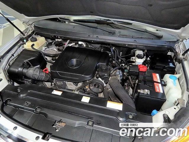 KG Mobility (SsangYong) Korando Turismo 4WD GT 9-seater 2014 — фото 18