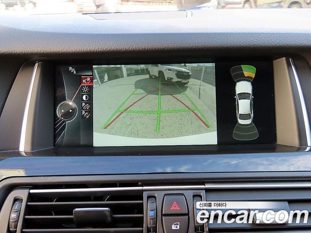 BMW 5 Series (F10) 528i Luxury 2014 — фото 17
