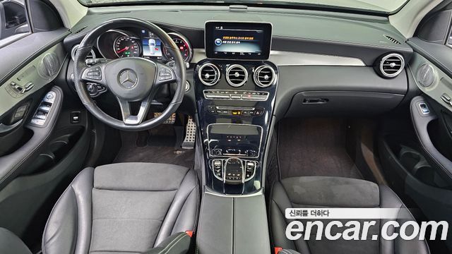 Mercedes-Benz GLC-Class (X253) GLC300 4MATIC AMG Line 2019 — фото 7