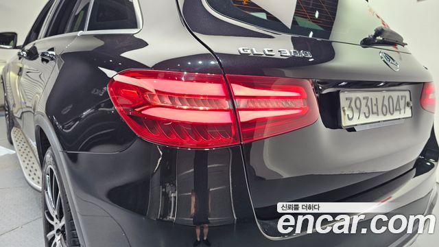 Mercedes-Benz GLC-Class (X253) GLC300 4MATIC AMG Line 2019 — фото 23