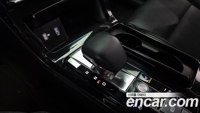 Kia K7 Premier 3.0 LPI Prestige 2020 — фото 9