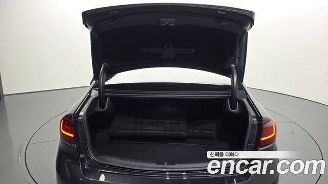Kia K7 Premier 3.0 LPI Prestige 2020 — фото 20