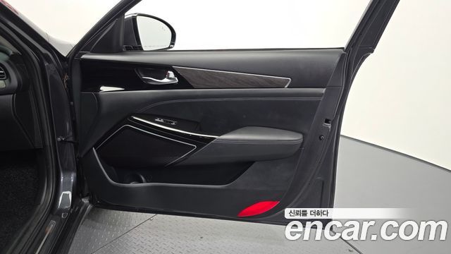 Kia K7 Premier 3.0 LPI Prestige 2020 — фото 24