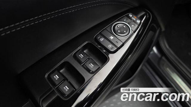 Kia K7 Premier 3.0 LPI Prestige 2020 — фото 28