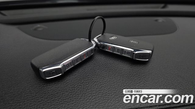 Kia K7 Premier 3.0 LPI Prestige 2020 — фото 32