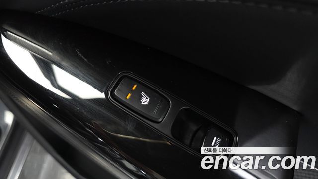 Kia K7 Premier 3.0 LPI Prestige 2020 — фото 33