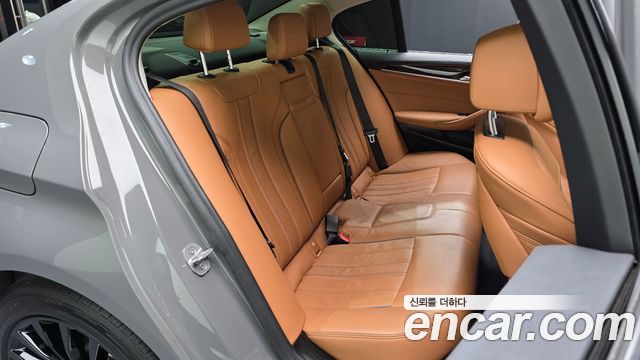 BMW 5 Series (G30) 520i Luxury 2021 — фото 11