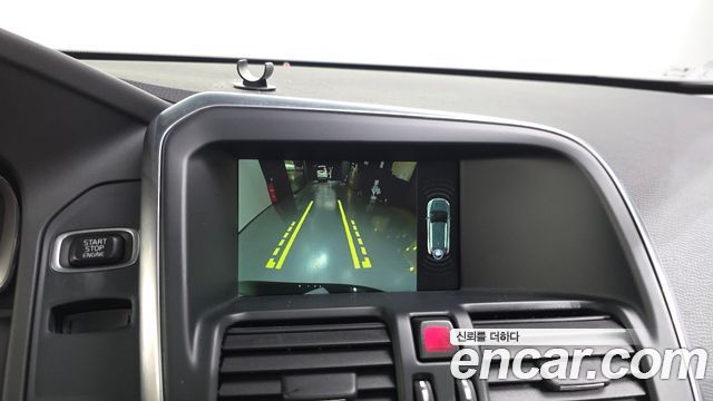 Volvo XC60 D3 1st 2017 — фото 15