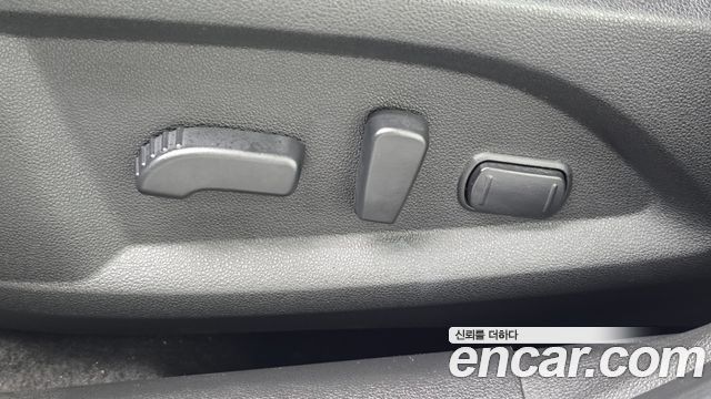 Renault Korea QM6 Diesel 2WD RE Signature 2017 — фото 18