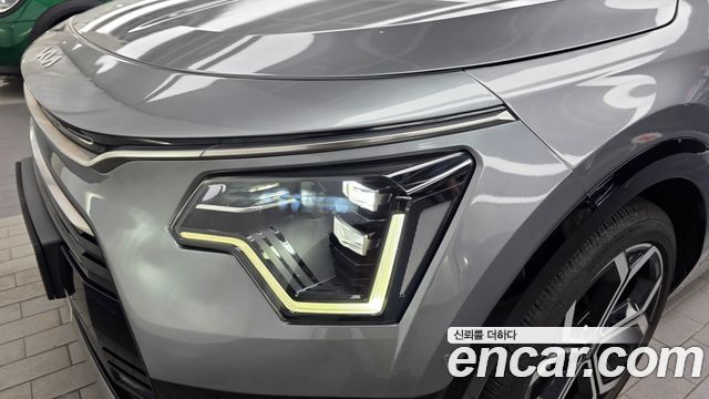 Kia Niro Signature 2024 — фото 22