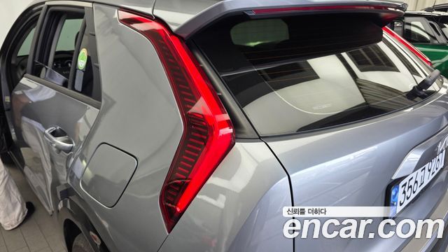 Kia Niro Signature 2024 — фото 23