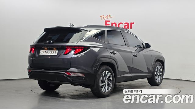 Hyundai Tucson (NX4) Gasoline 1.6 Turbo 2WD Premium 2023 — фото 2