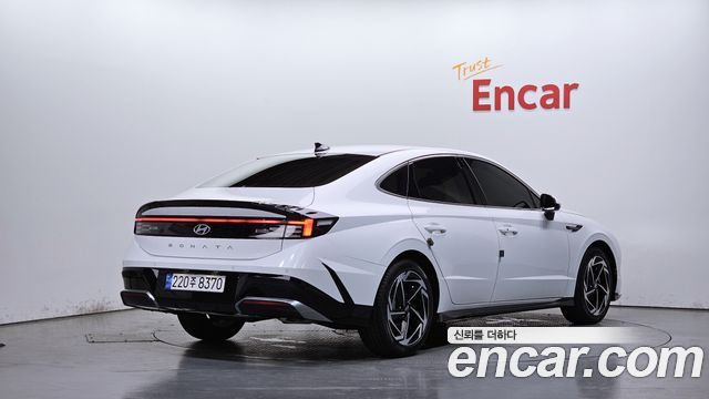 Hyundai Sonata The Edge (DN8) 1.6 Turbo Exclusive 2024 — фото 2