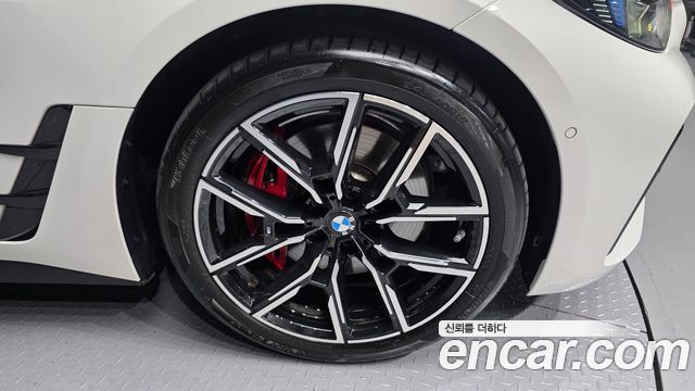 BMW 4 Series (G22) 420i M Sport Pro Gran Coupe 2025 — фото 27