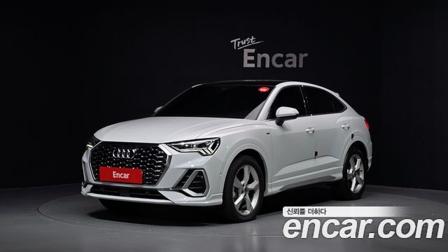 Audi Q3 (F3) 35 TDI Premium Sportback 2024 — фото 1