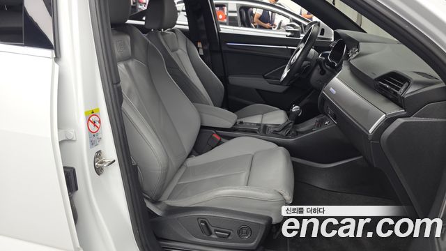 Audi Q3 (F3) 35 TDI Premium Sportback 2024 — фото 11