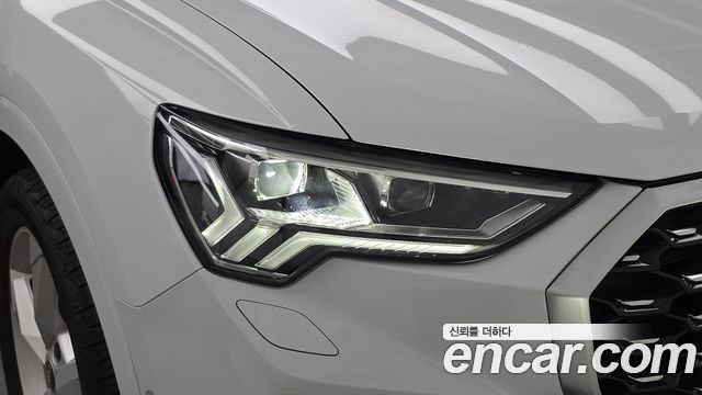 Audi Q3 (F3) 35 TDI Premium Sportback 2024 — фото 22