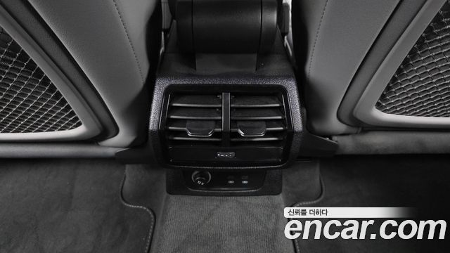 Audi Q3 (F3) 35 TDI Premium Sportback 2024 — фото 30