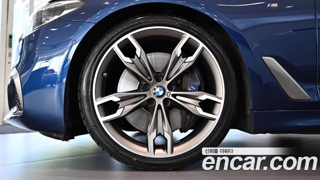 BMW 5 Series (G30) M550d xDrive 2019 — фото 5
