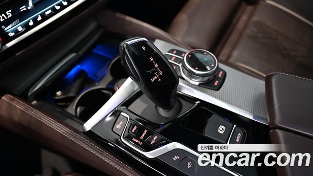 BMW 5 Series (G30) M550d xDrive 2019 — фото 9