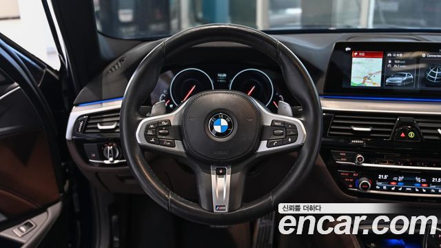 BMW 5 Series (G30) M550d xDrive 2019 — фото 20