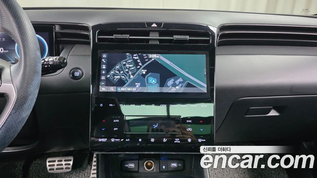 Hyundai Tucson Hybrid (NX4) N Line 2WD Inspiration 2022 — фото 13