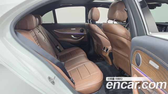 Mercedes-Benz E-Class (W213) E250 Exclusive 2022 — фото 11