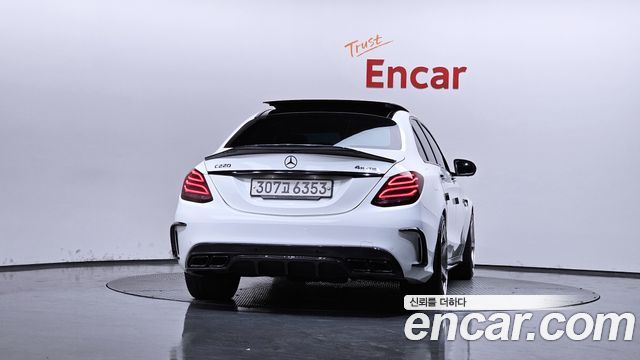 Mercedes-Benz C-Class (W205) C63 S AMG 2017 — фото 4