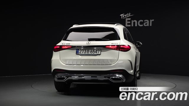 Mercedes-Benz GLC-Class (X254) GLC300 4MATIC AMG Line 2025 — фото 4