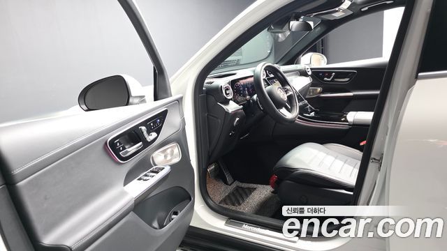 Mercedes-Benz GLC-Class (X254) GLC300 4MATIC AMG Line 2025 — фото 10