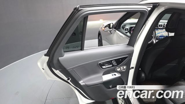 Mercedes-Benz GLC-Class (X254) GLC300 4MATIC AMG Line 2025 — фото 25