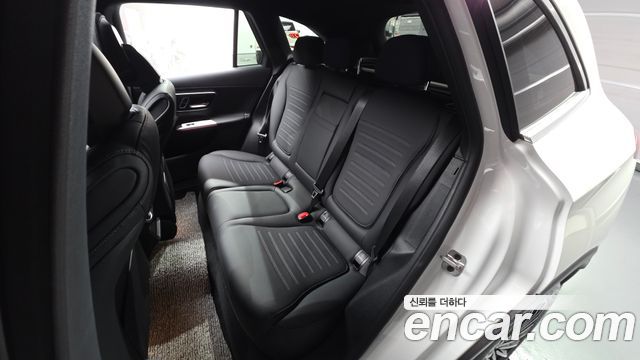 Mercedes-Benz GLC-Class (X254) GLC300 4MATIC AMG Line 2025 — фото 26