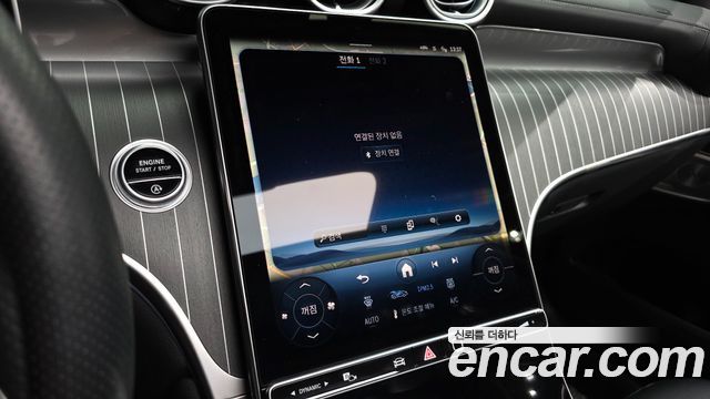Mercedes-Benz GLC-Class (X254) GLC300 4MATIC AMG Line 2025 — фото 34