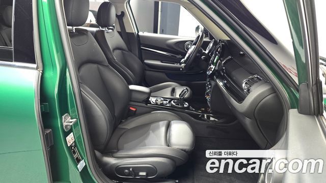 MINI Cooper D Clubman High 2nd 2020 — фото 26